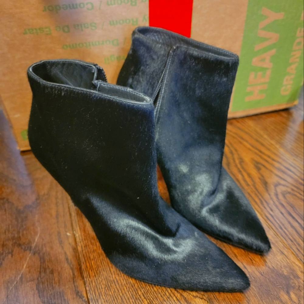$650 Stuart Weitzman Black Hitimes Pony Hair High Heel Booties ankle boot